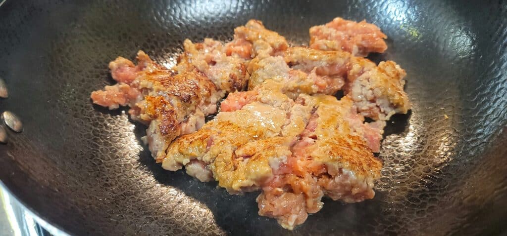 Minced Pork with Soft Tofu - Searing meat 2